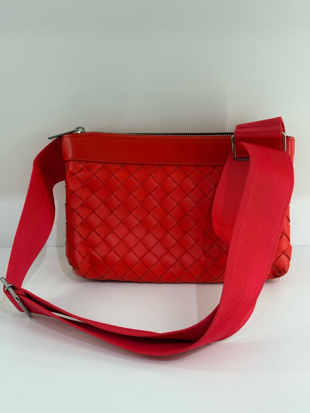 Bottega Veneta Intreciato Cross Nody Double Zip Designer Bag